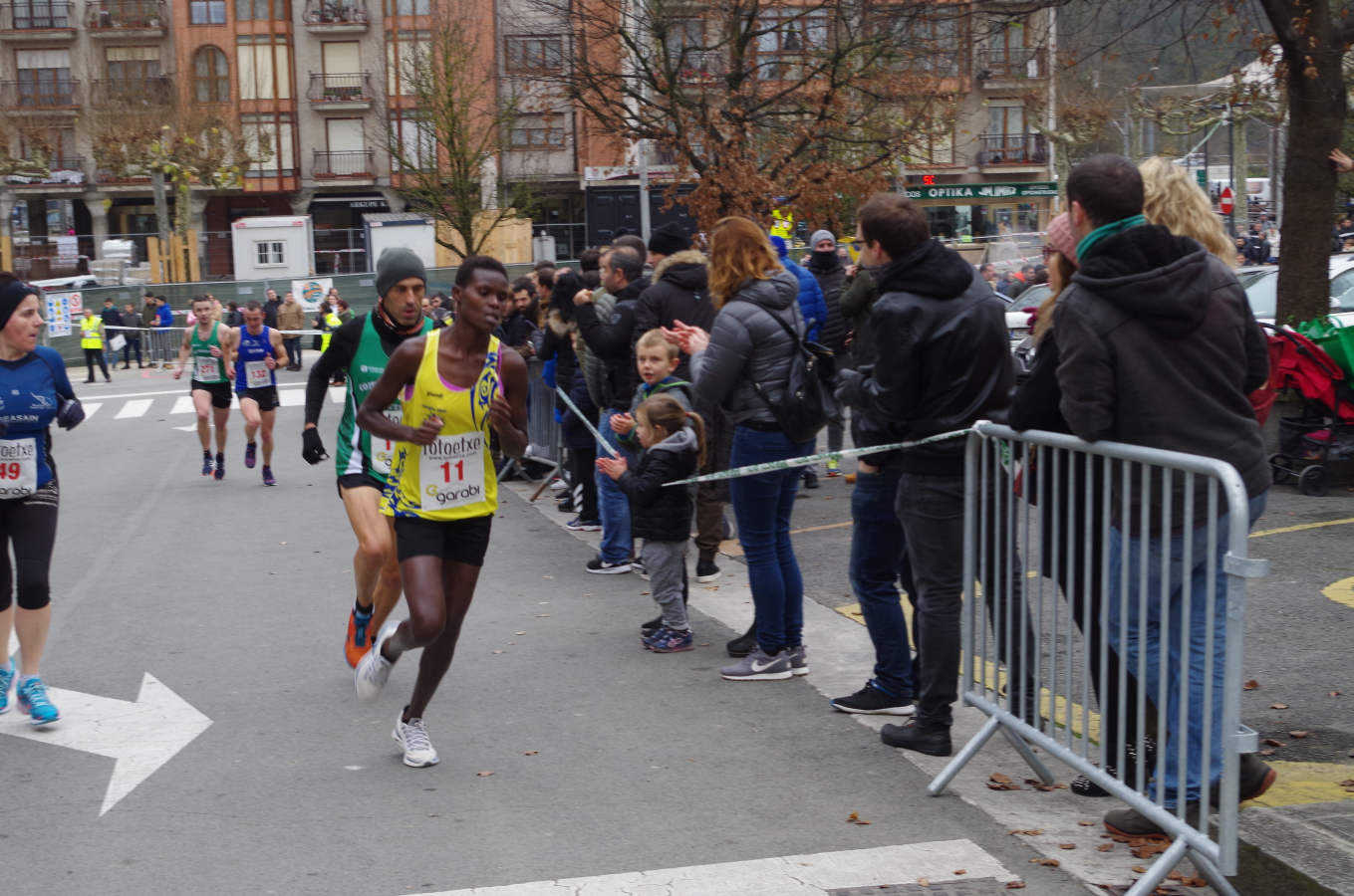 La alavesa Elena Loyo y el marroquí Mustapha El Aziz ganan la San Silvestre de Beasain