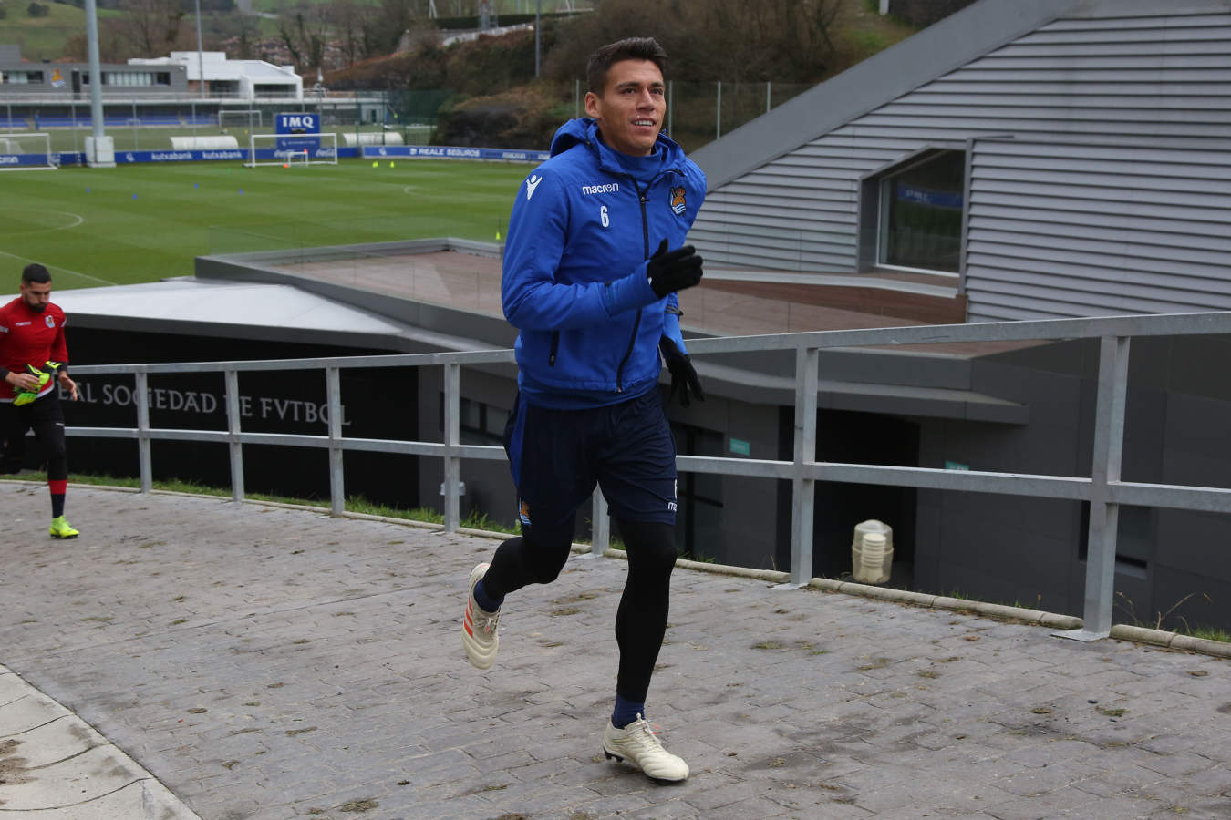 La Real Sociedad tratará de prolongar su buen momento anímico en la Copa del Rey en casa del Betis, en busca de un buen resultado que deje viva la eliminatoria para poder resolverla en Anoeta