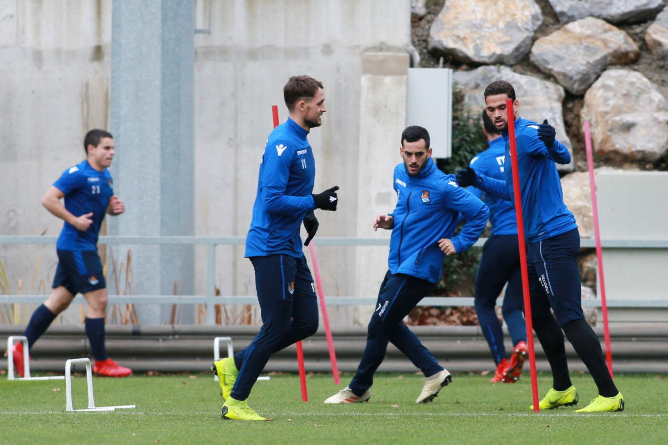 La Real Sociedad tratará de prolongar su buen momento anímico en la Copa del Rey en casa del Betis, en busca de un buen resultado que deje viva la eliminatoria para poder resolverla en Anoeta