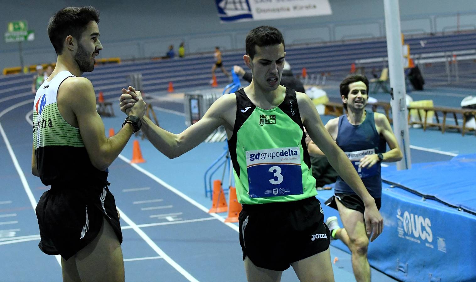 La atleta irundarra se ha impuesto en la final de los 60 metros vallas del Campeonato de Gipuzkoa absoluto disputado en el velódromo de Anoeta. 