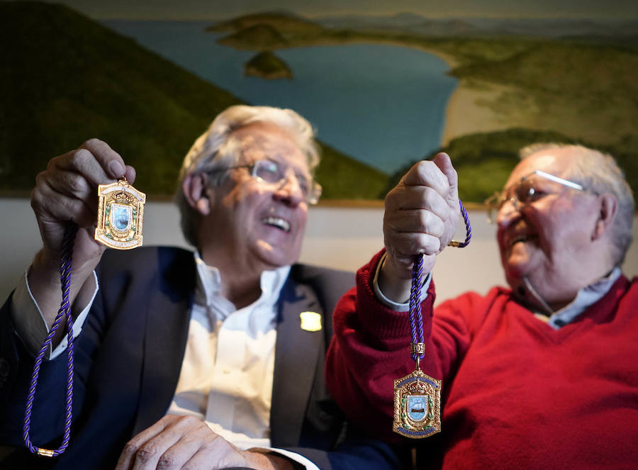 Juan Mari Arzak y Pedro Miguel Etxenike, únicos Medallas de Oro de San Sebastián con vida, charlan sobre la ciudad reunidos por DV 