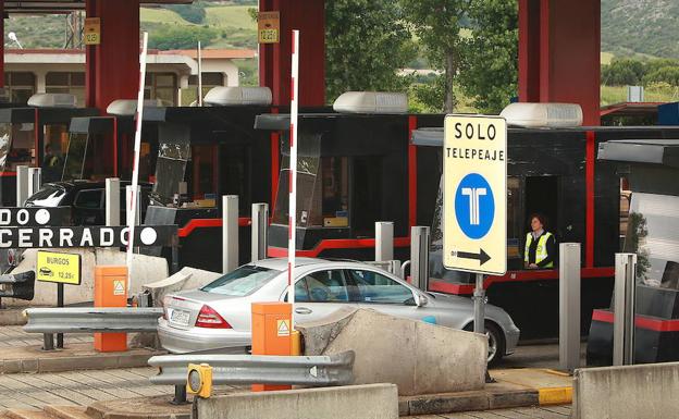 Las autopistas rescatadas bajan un 30% su peaje y serán gratis por la noche desde hoy