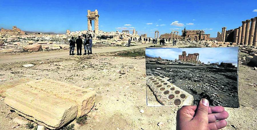 Palmira, tras el paso del Estado Islámico y en una imagen anterior. 
