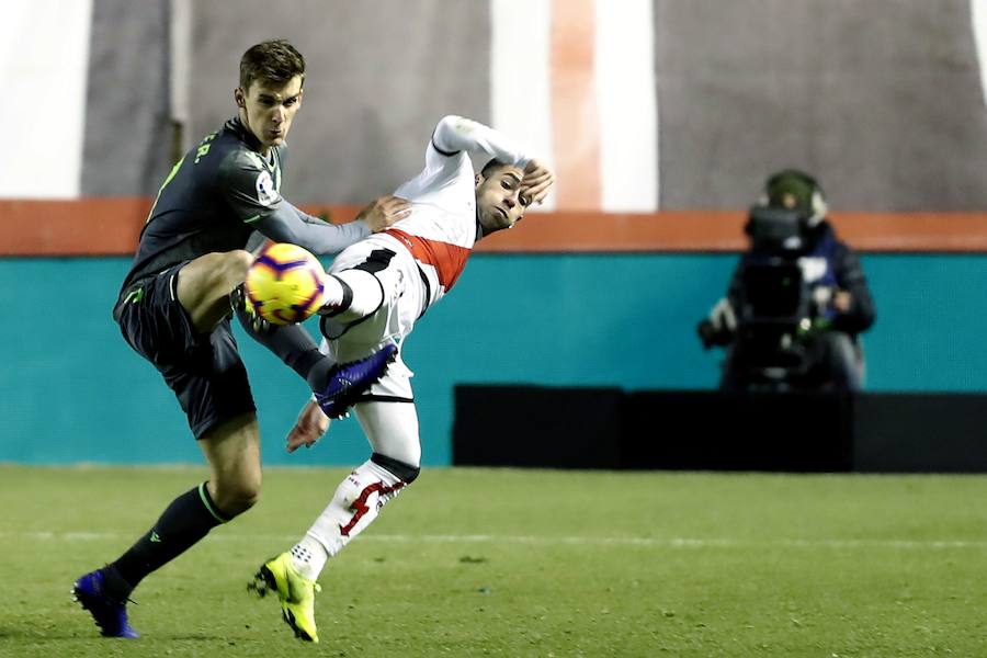 Partido muy disputado en Vallecas de la Real Sociedad