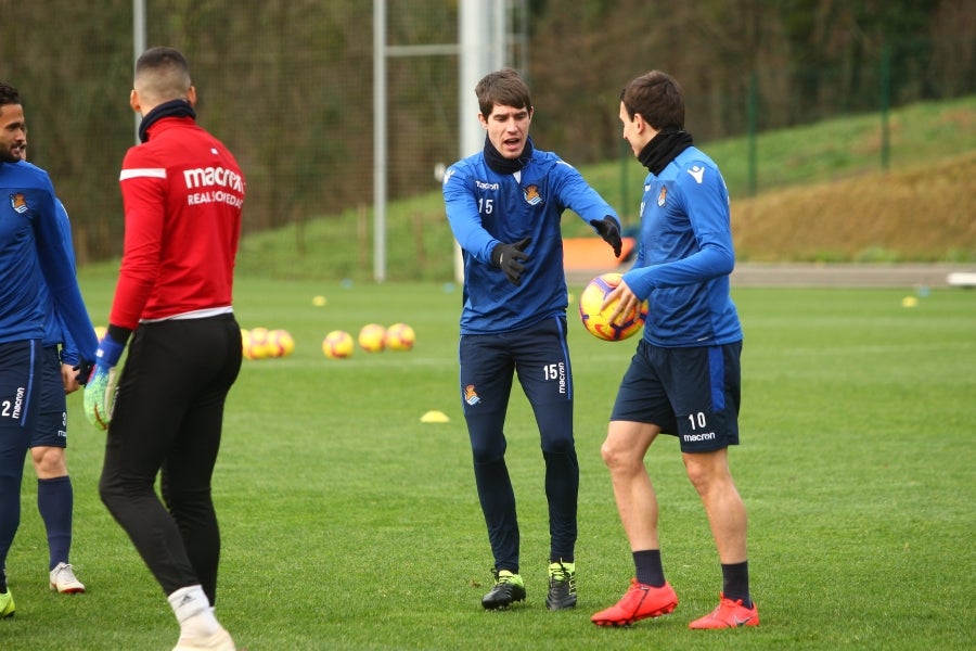 La Real Sociedad ha completado esta sábado la última sesión preparatoria antes de recibir al Huesca este domingo en Anoeta. 