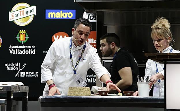 Emmanuelle Baron y Alberto Ferruz durante su ponencia en Madrid Fusión.