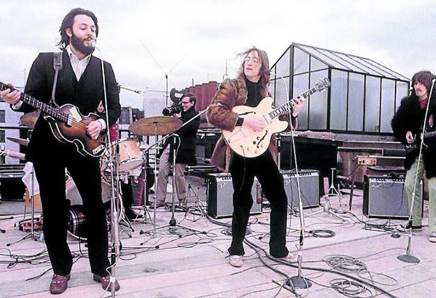 Los Beatles dieron un concierto en la terraza de su estudio en Londres hace hoy 50 años