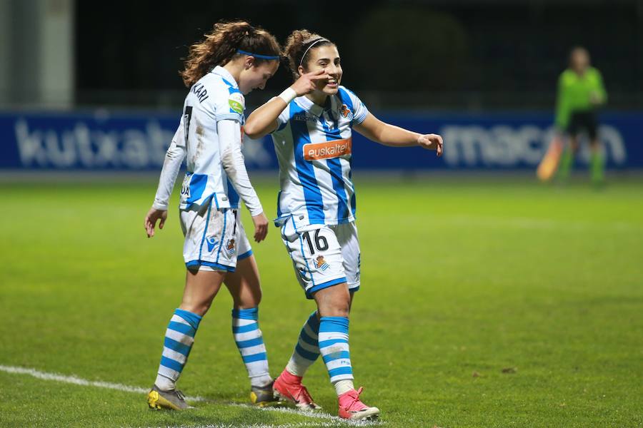 La Real femenina ha goleado este miércoles al Rayo Vallecano en Zubieta. El resultado final ha sido 4-0.