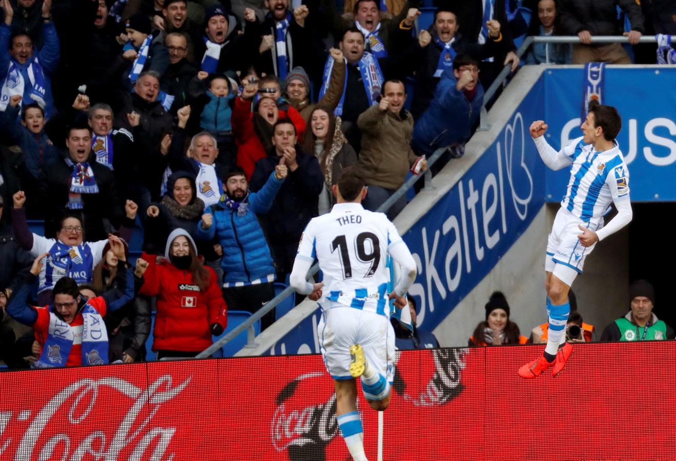 Las mejores imágenes del derbi entre la Real Sociedad y el Athletic en Anoeta. 
