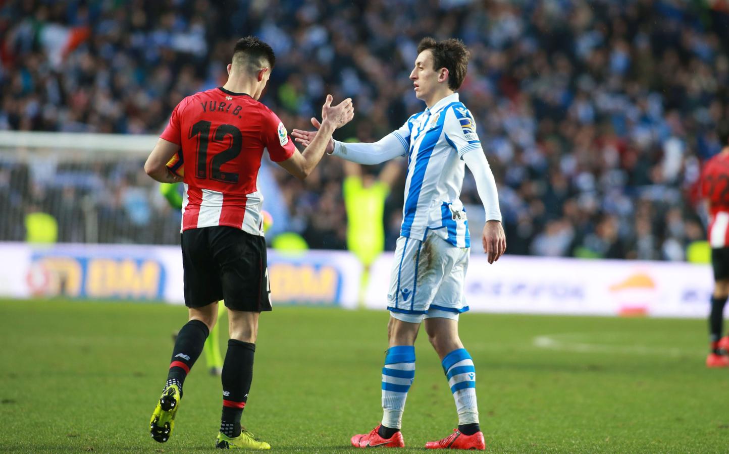 Las mejores imágenes del derbi entre la Real Sociedad y el Athletic en Anoeta. 