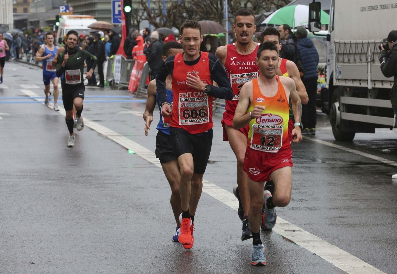 Lluvia, frío y triunfos muy reñidos en los 10 kilómetros de la Gimnástica de Ulía 