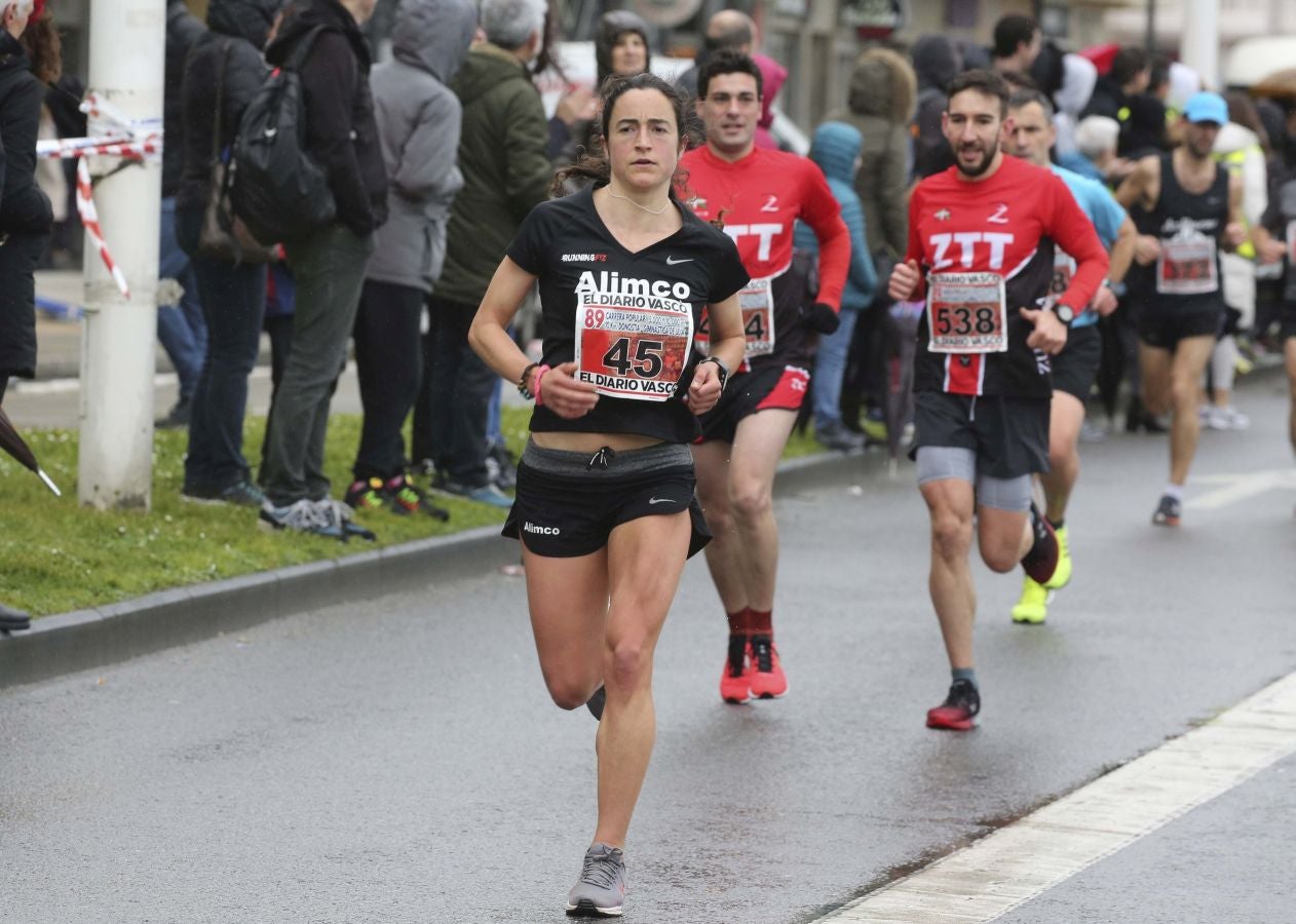 Lluvia, frío y triunfos muy reñidos en los 10 kilómetros de la Gimnástica de Ulía 