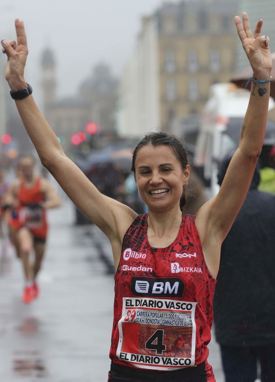 Lluvia, frío y triunfos muy reñidos en los 10 kilómetros de la Gimnástica de Ulía 