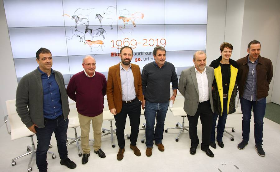 Presentación de la amplia programación cultural que se ha programado con motivo del medio siglo transcurrido desde el descubrimiento de la cueva de Ekain. 