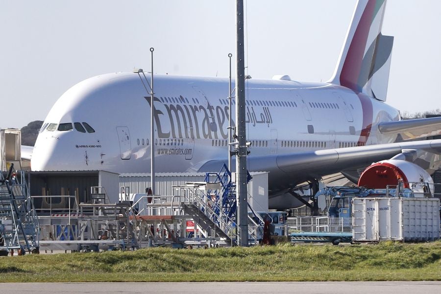 Fin de trayecto para el superjumbo de Airbus. El último A380 será entregado en 2021. A partir de ahí, la compañía europea dejará de fabricar este gigante de los cielos, un modelo que nunca llegó a despegar económicamente. 