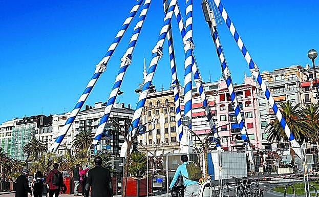 Ya solo queda retirar esta parte de la estructura. 