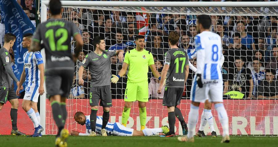 Las fotos más espectáculares del encuentro disputado en Anoeta entre Real Sociedad (esta vez con la segunda equipación) y el Leganés.