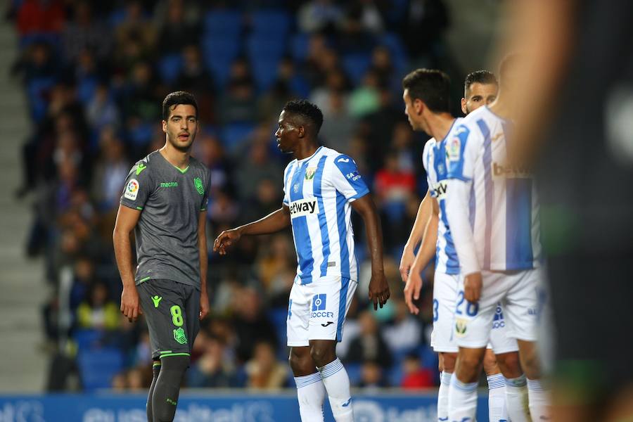 Las fotos más espectáculares del encuentro disputado en Anoeta entre Real Sociedad (esta vez con la segunda equipación) y el Leganés.