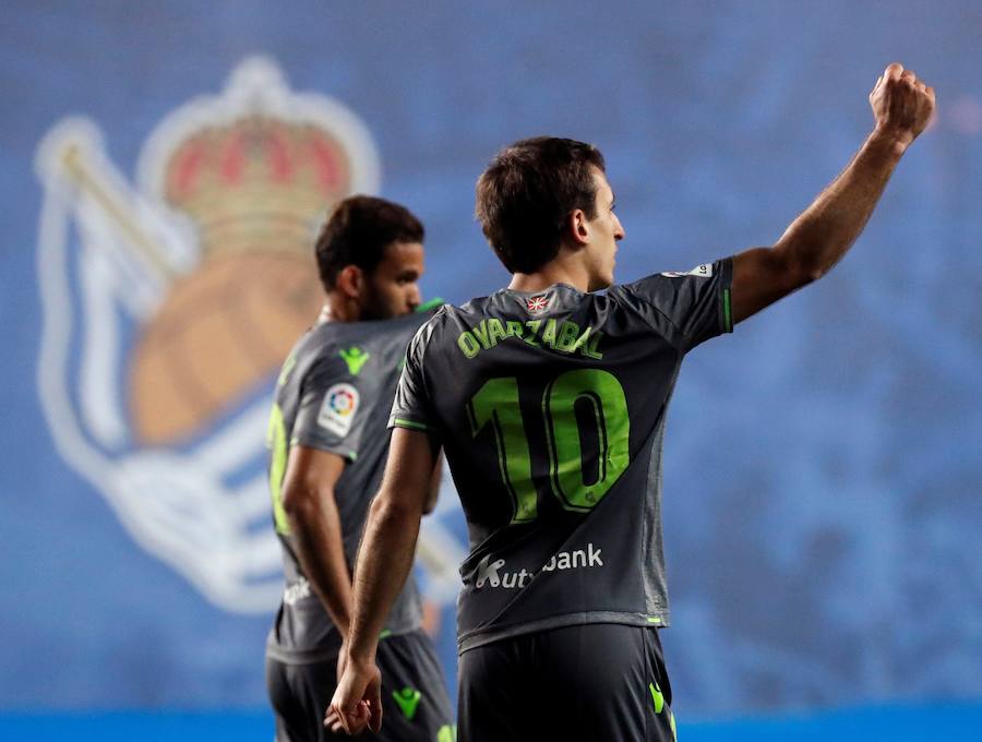 Las fotos más espectáculares del encuentro disputado en Anoeta entre Real Sociedad (esta vez con la segunda equipación) y el Leganés.