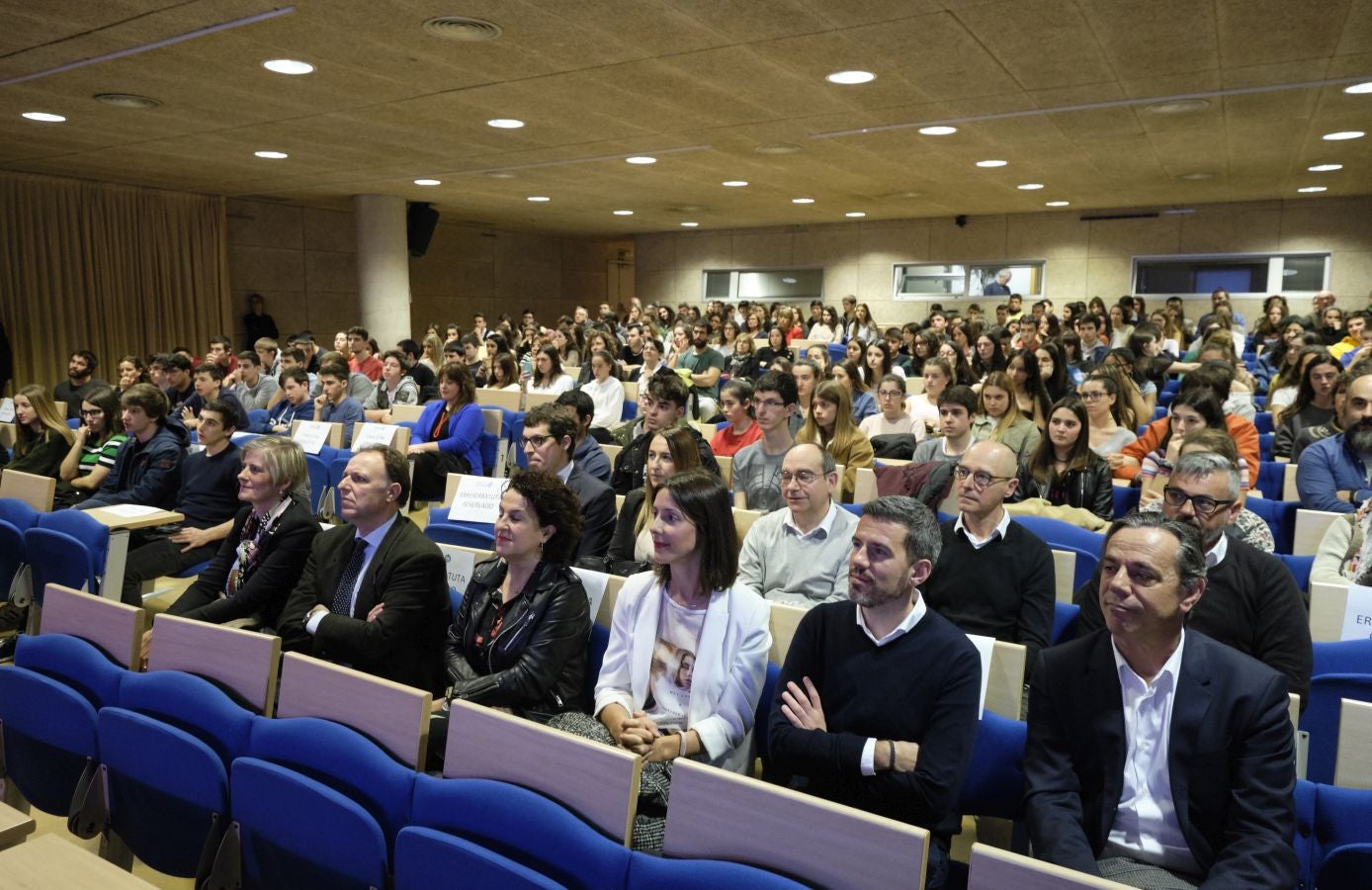 El emprendimiento tiene futuro en Gipuzkoa. Es la principal conclusión que se puede extraer de la séptima edición de STARTinnova, el programa pedagógico impulsado por diariovasco.com y que este curso ha contado con la participación de más de 3.000 alumnos unos 200 centros escolares en Euskadi, Asturias, Valencia, La Rioja, Castilla y León y Madrid.