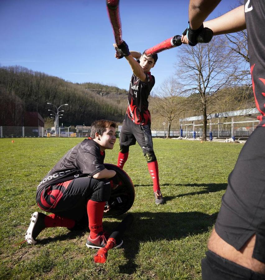 El club Arima Galduak de Eibar practica este novedoso deporte que está dando sus primeros pasos en el País Vasco