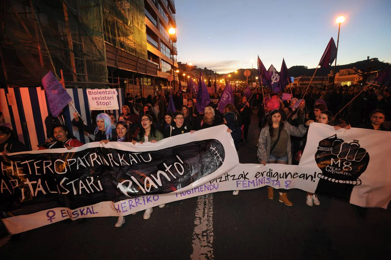 San Sebastián ha sido el lugar en el que las mujeres han reclamado sus derechos con motivo del 8M. 