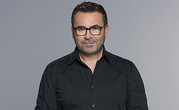 El presentador de Telecinco Jorge Javier Vázquez sigue hospitalizado en Navarra