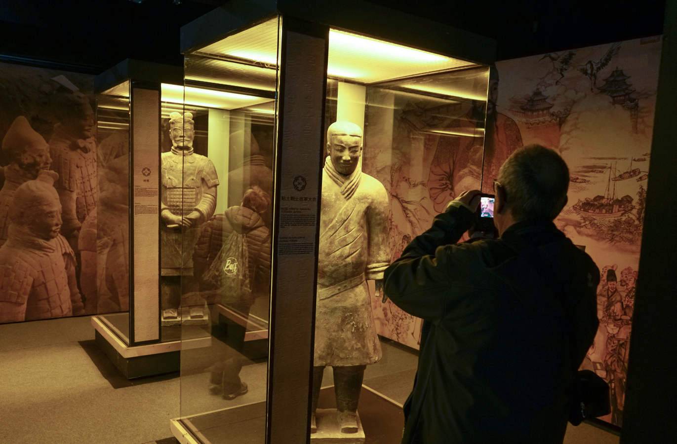 La exposición 'Soldados de Terracota' registra más de 3.000 visitas desdesu inauguración el viernes en Casa Ciriza de Pasaia ¡