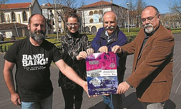 Bizinema Bang Bang. Alfonso López, Juncal Eizaguirre, Iñigo Martínez y Miguel Baquero.
