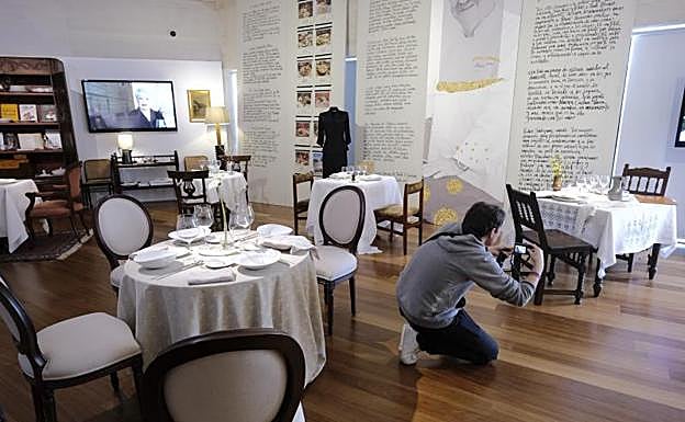 Imagen principal - El universo de Arzak entra en el museo con sendas exposiciones en el Museo de San Telmo y en Tabakalera sobre el cocinero donostiarra