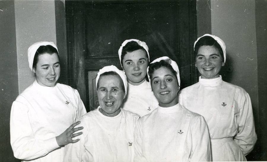 Miles de donostiarras de entre 60 y 86 años nacieron en las casas de maternidad de Aldakonea y Ategorrieta antes de que se inaugurara la actual Residencia Sanitaria Nuestra Señora de Aranzazu en 1960.