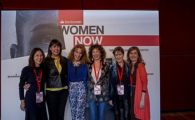 Leticia Espinosa, Victoria Ortega, Mabel Lozano, Adriana Scozzafava y Gloria Lomana .