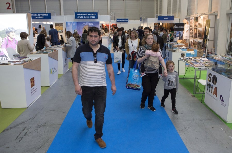 La feria turística de Gipuzkoa Sevatur celebra hoy su última jornada en el recinto ferial de Irun.