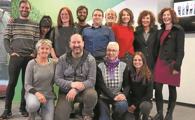 Candidatura. Integrantes de la candidatura de EH Bildu que se presentó en el Espacio Mercero. 