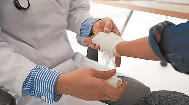 Saber cómo actuar en caso de accidente es el objetivo de las charlas previstas para la próxima semana en Intxaurrondo