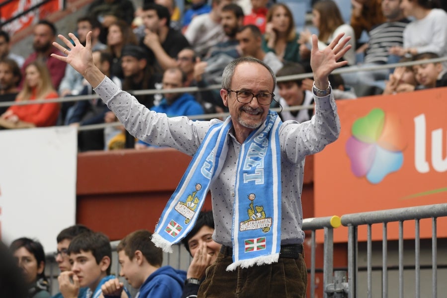 Illunbe es el escenario donde se miden estos dos equipos situados en la parte baja de la tabla. 