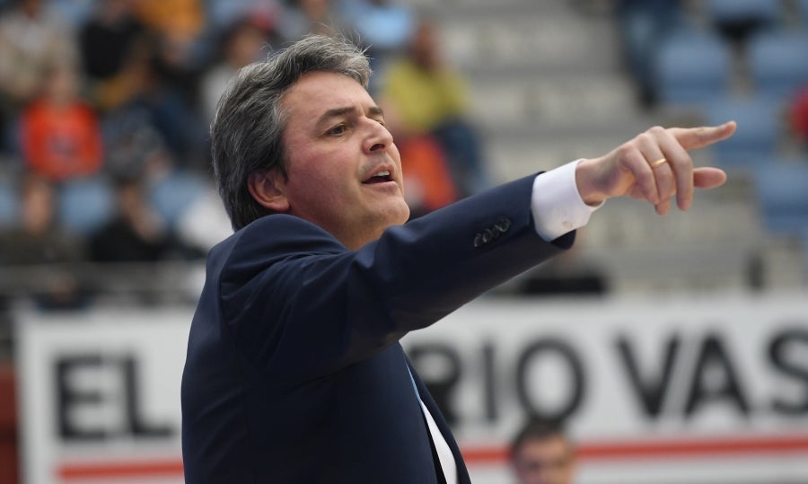 Illunbe es el escenario donde se miden estos dos equipos situados en la parte baja de la tabla. 
