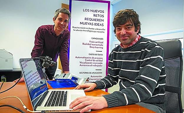 Andrés Navarro y David Oyarzun se lanzaron hace dos años a crear su propia empresa.