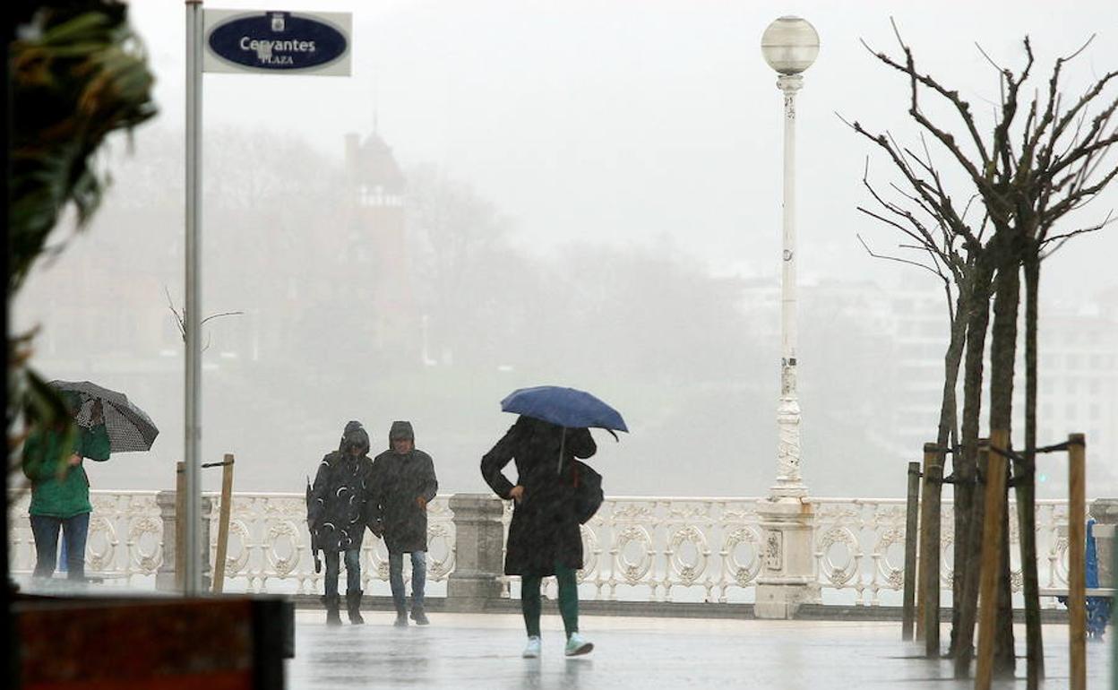 Aviso amarillo por galerna y precipitaciones intensas para este lunes