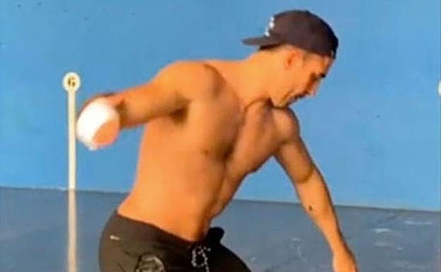 El actor Miguel Ángel Silvestre. 