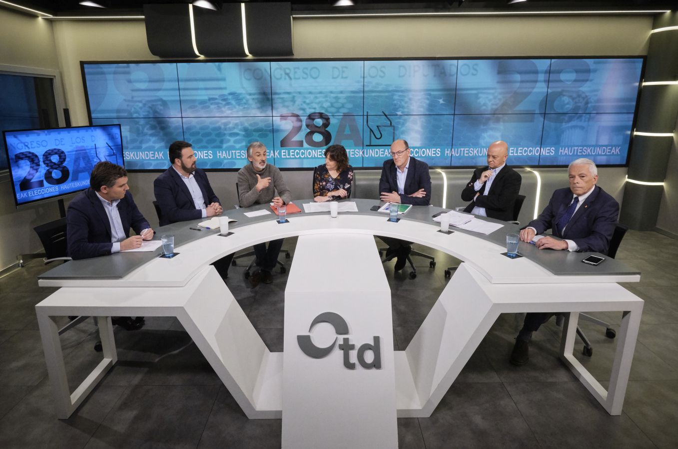 Los candidatos al Congreso de los Diputados por Gipuzkoa han participado este jueves en un debate organizado por Teledonosti y EL DIARIO VASCO
