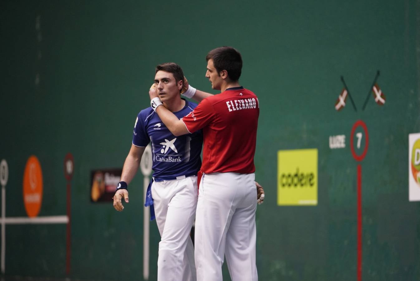 Importante triunfo en Tolosa con presencia entre el público de Asier Illarramendi. 