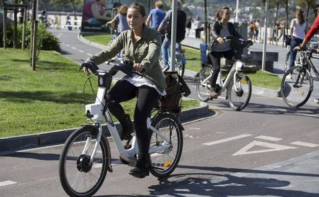 El fomento del transporte en bicicleta y otros medios más sostenibles está en las propuestas de todos los partidos