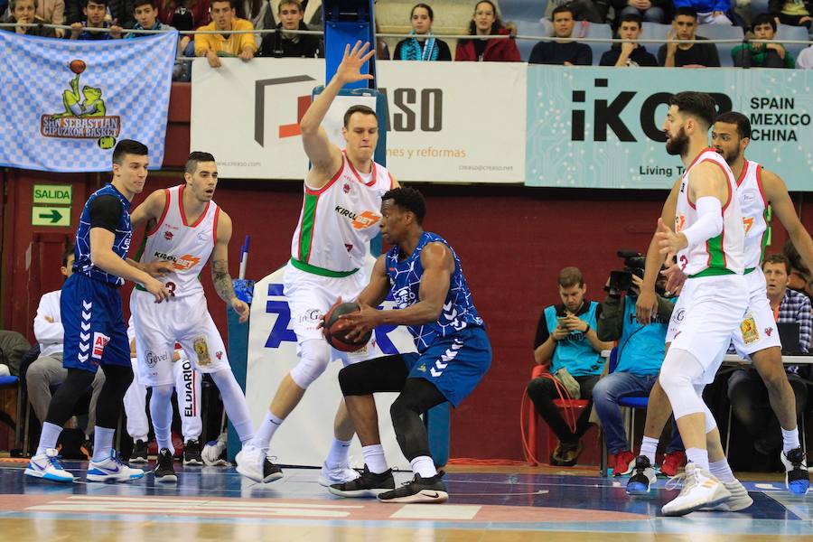 El GBC-Delteco ha perdido 77-87 ante el Baskonia en casa.