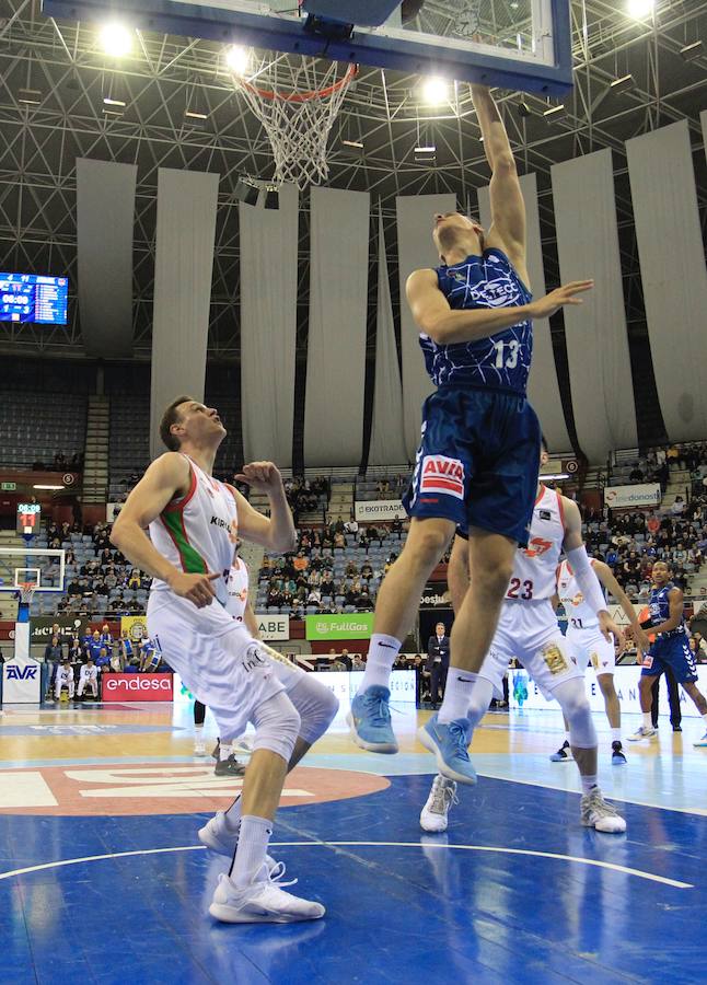 El GBC-Delteco ha perdido 77-87 ante el Baskonia en casa.