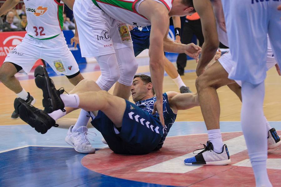 El GBC-Delteco ha perdido 77-87 ante el Baskonia en casa.