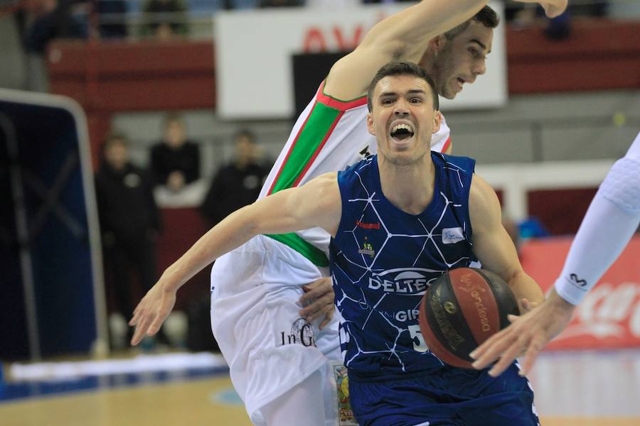 El GBC-Delteco ha perdido 77-87 ante el Baskonia en casa.