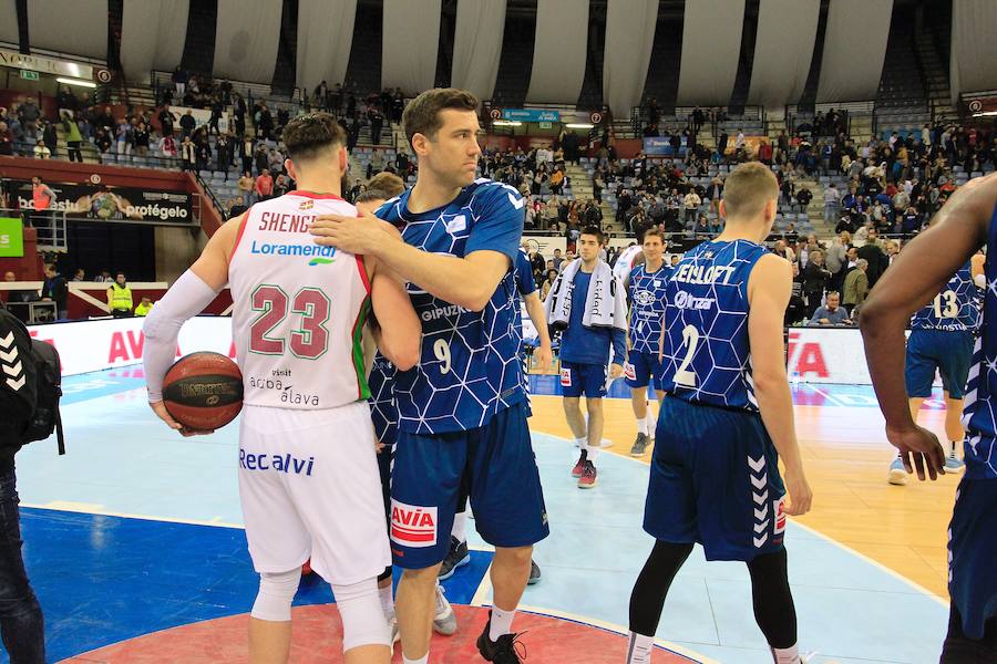 El GBC-Delteco ha perdido 77-87 ante el Baskonia en casa.