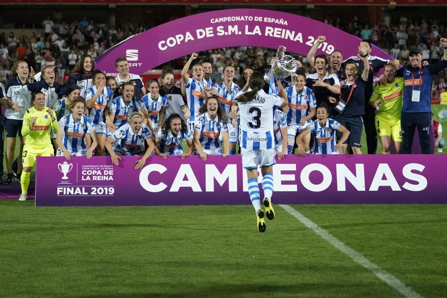 La Real Sociedad hace historia al vencer en la final de la Copa de la Reina ante el Atlético Madrid. 