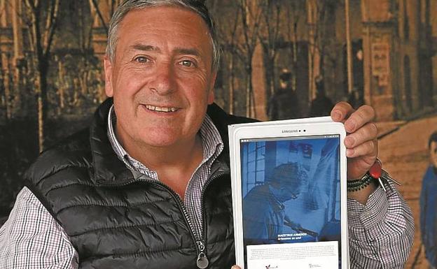 El concejal de Cultura, Patxi Lejardi, presenta la app. 